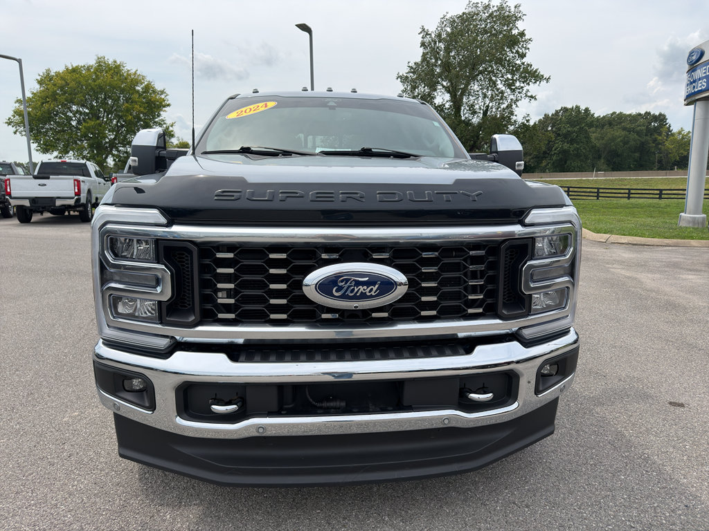 Used 2024 Ford F350 Lariat w/ Lariat Ultimate Package AWD/4WD image 2