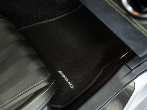 Used 2018 Mercedes-Benz AMG GT R image 44