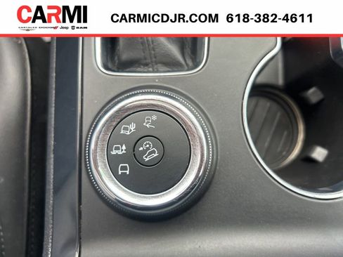 Used 2018 Ford Explorer Platinum AWD/4WD image 28