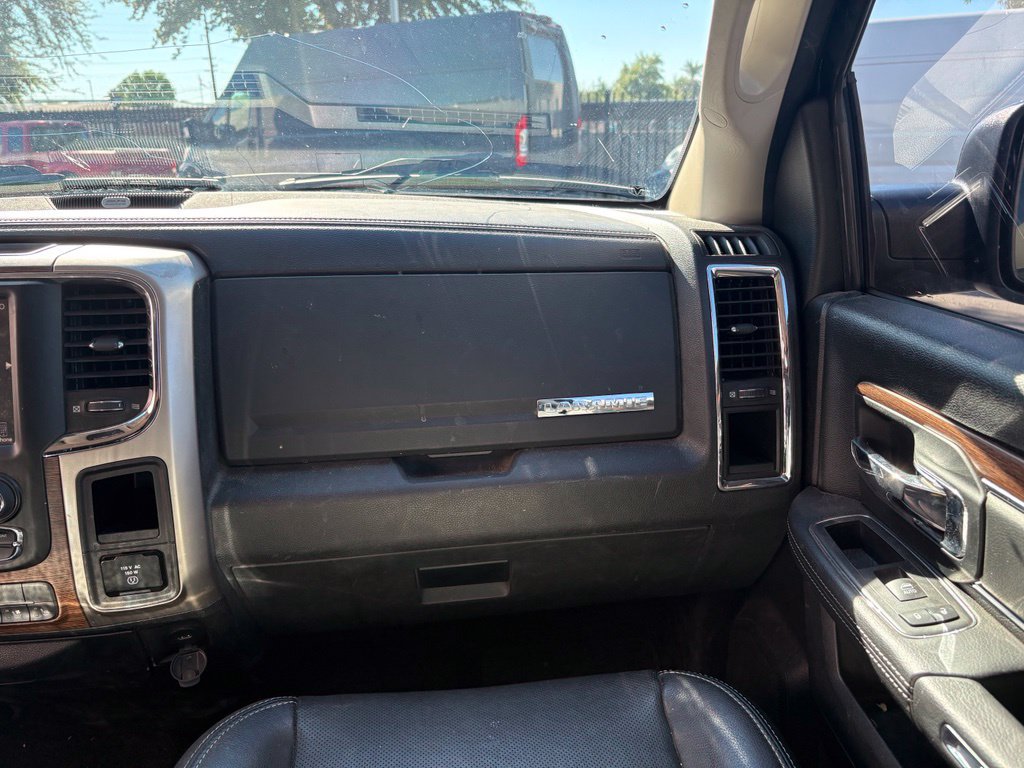 Used 2017 RAM 1500 Laramie AWD/4WD image 8