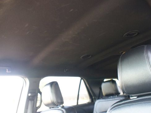 Used 2018 Ford Explorer Limited AWD/4WD image 6