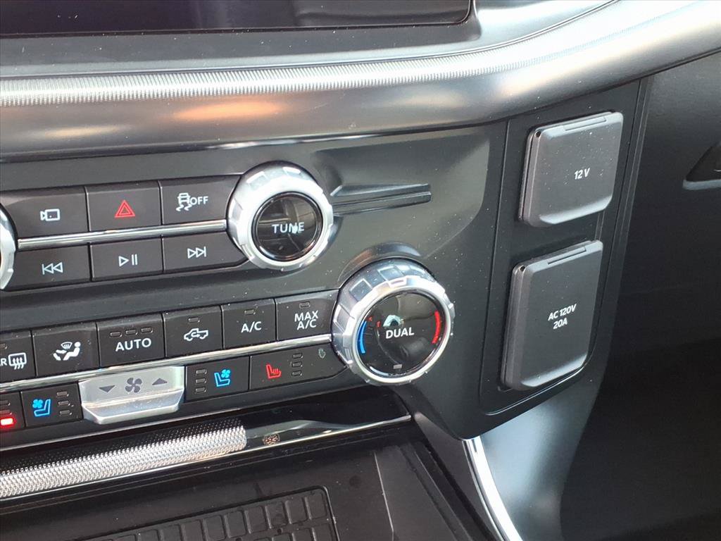 Used 2025 Ford F150 Raptor AWD/4WD image 32