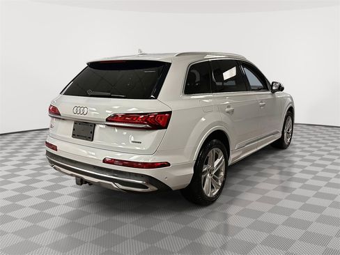 Used 2023 Audi Q7 3.0T Premium Plus w/ Premium Plus Package image 3
