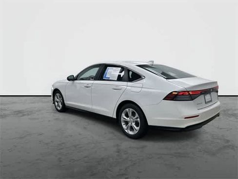 Used 2025 Honda Accord LX image 9
