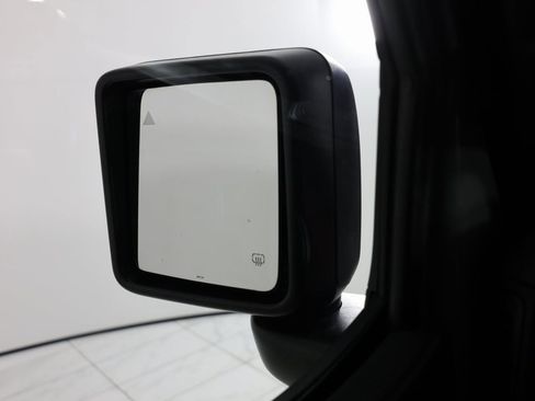 Used 2021 Jeep Wrangler Unlimited Rubicon image 17