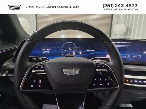New 2026 Cadillac Lyriq Premium Luxury w/ LPO, Floor Liner Package AWD/4WD image 28