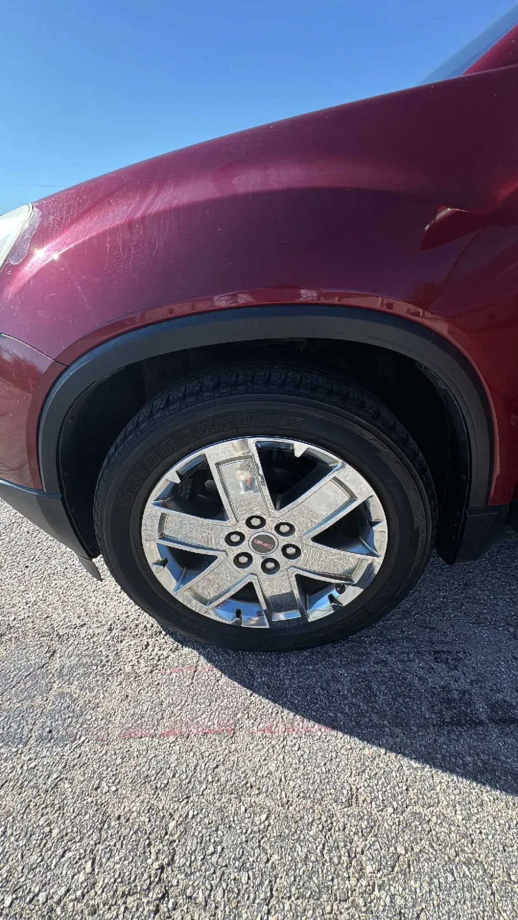 Used 2010 GMC Acadia SLT w/ Technology Package FWD image 29