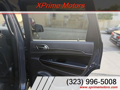 Used 2018 Jeep Grand Cherokee Trailhawk AWD/4WD image 31