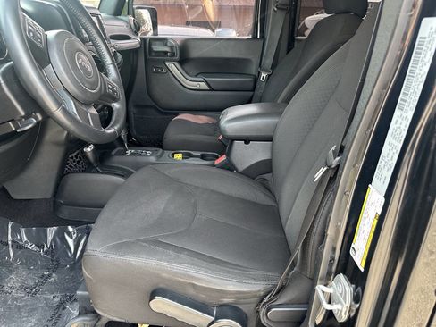 Used 2015 Jeep Wrangler Unlimited Sport w/ Quick Order Package 24S image 14