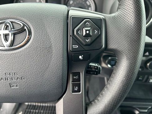 Used 2019 Toyota Tacoma TRD Pro AWD/4WD image 12