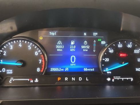 Used 2024 Ford Explorer XLT w/ Equipment Group 202A AWD/4WD image 12