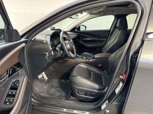 Used 2023 MAZDA CX-30 2.5 Turbo w/ Premium Package AWD/4WD image 4