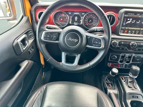 Used 2021 Jeep Wrangler Unlimited Rubicon AWD/4WD image 10