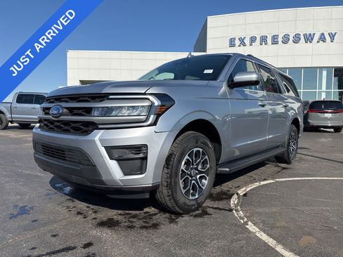 Used 2024 Ford Expedition Max XLT image 1