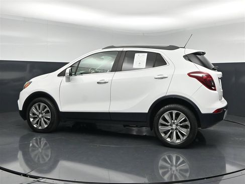 Used 2018 Buick Encore Preferred AWD/4WD image 8