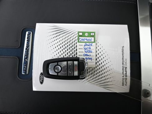 Used 2025 Ford F250 Platinum w/ Tremor Off-Road Package image 19