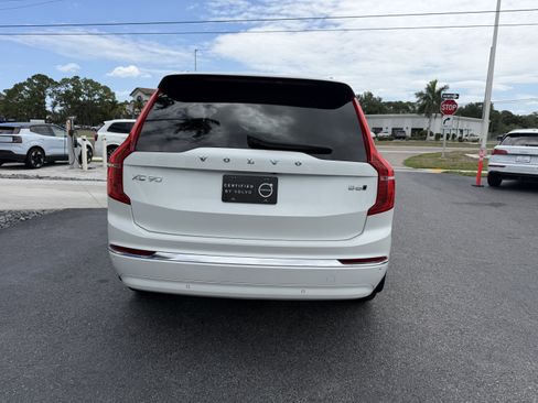 Certified 2024 Volvo XC90 B6 Ultimate w/ Protection Package Premier AWD/4WD image 4