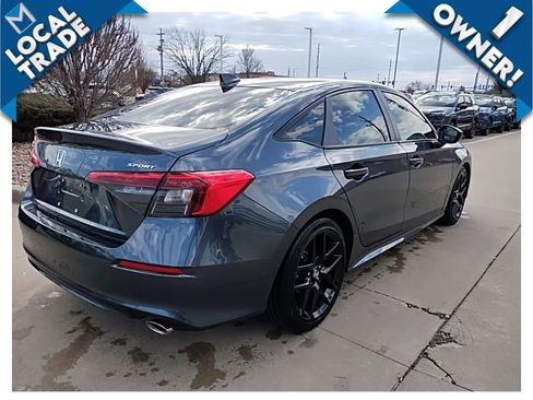 Used 2024 Honda Civic Sport image 6