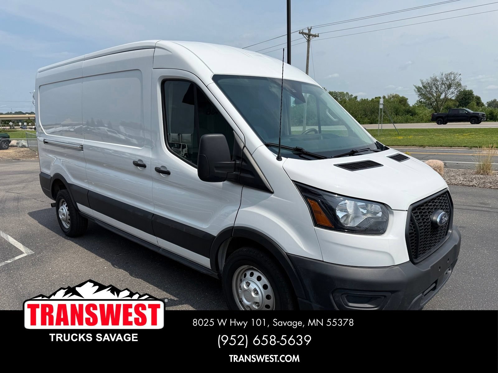 Used 2025 Ford Transit 250 148 Medium Roof Extended AWD image 16