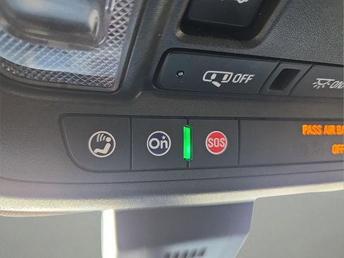 Used 2023 Chevrolet Equinox RS w/ RS Leather Package FWD image 20