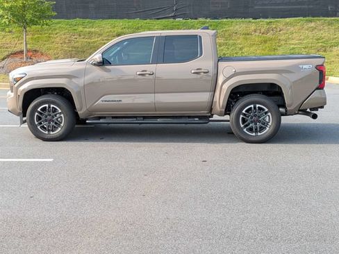 Used 2026 Toyota Tacoma TRD Sport RWD image 7