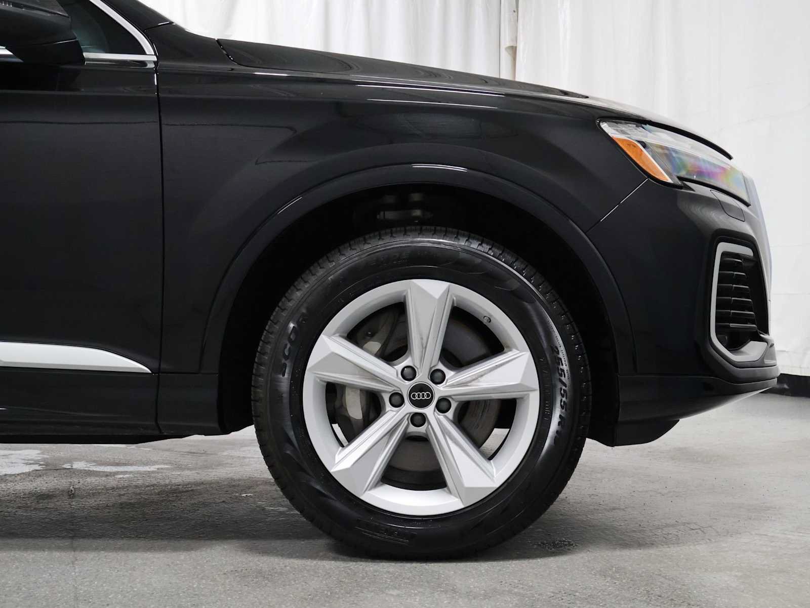 Certified 2026 Audi Q7 3.0T Premium AWD/4WD image 11