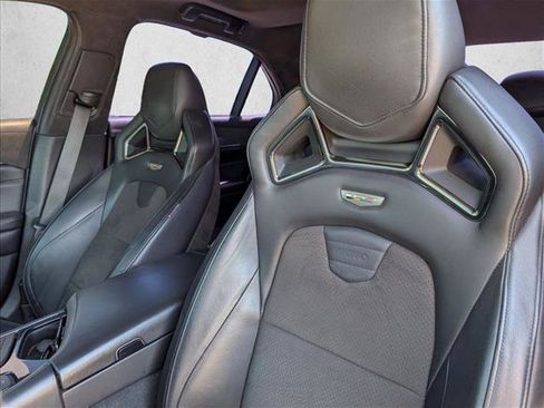 Used 2018 Cadillac CTS V w/ Luxury Package RWD image 18