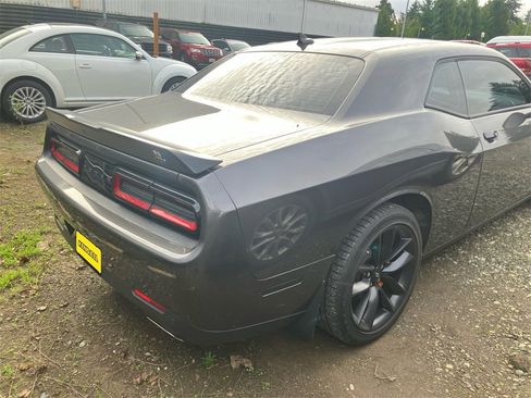 Used 2023 Dodge Challenger GT w/ Plus Package image 10