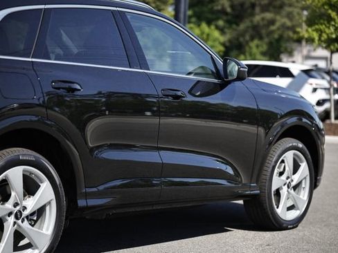 New 2026 Audi Q5 Premium Plus image 7