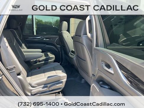 Used 2024 Cadillac Escalade Sport AWD/4WD image 9