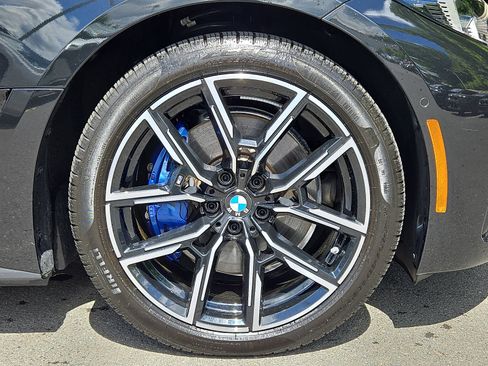 Used 2025 BMW i4 xDrive40i w/ M Sport Package AWD/4WD image 8