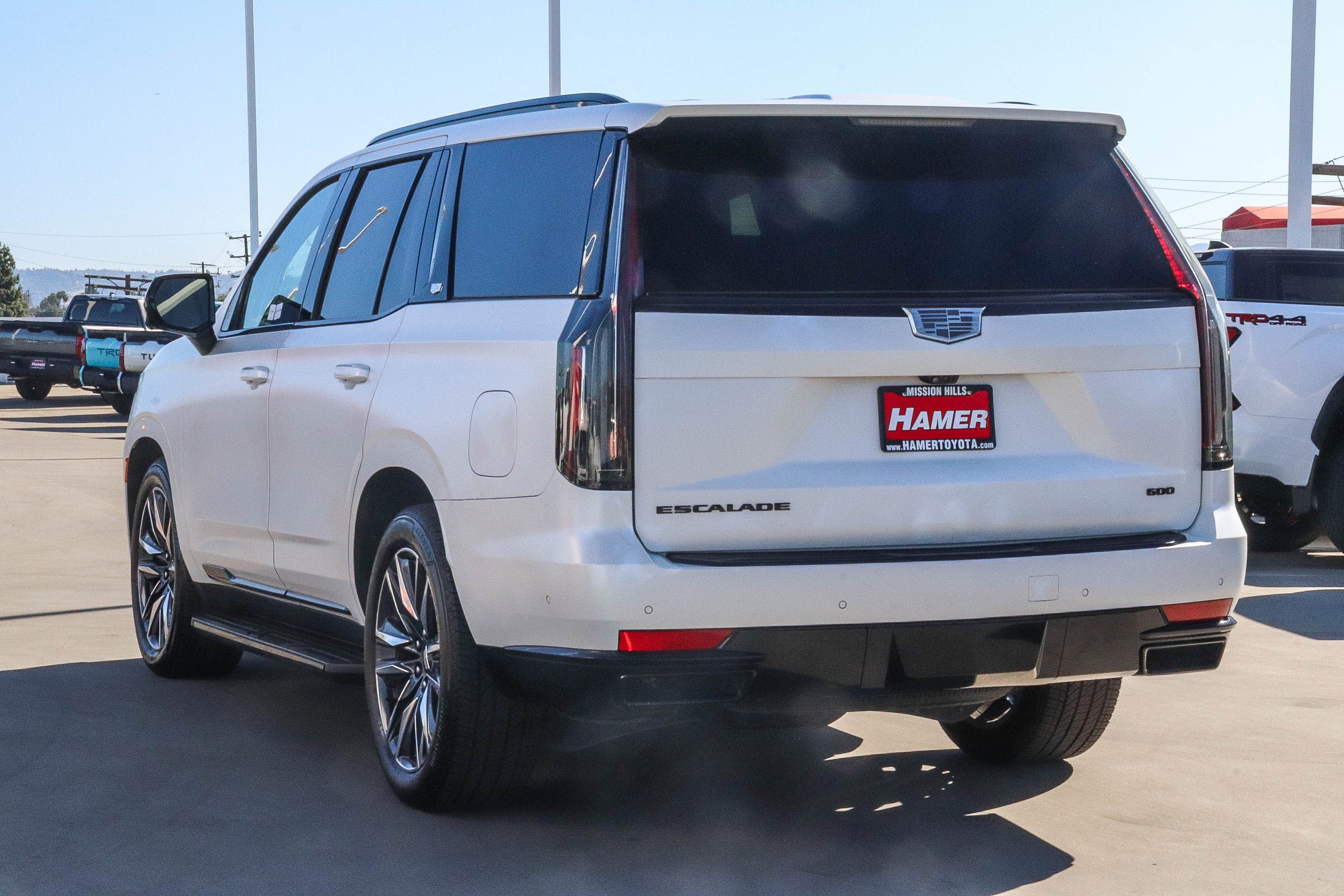 Used 2022 Cadillac Escalade Sport Platinum AWD/4WD image 5