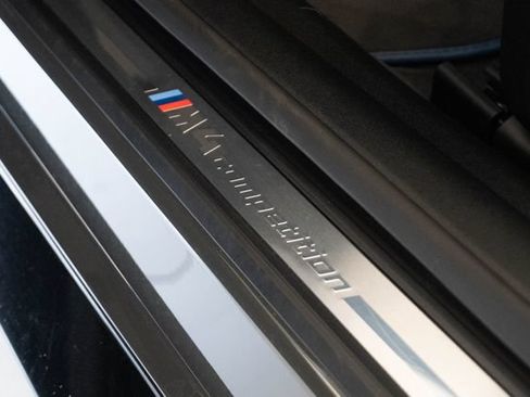 Used 2022 BMW M4 xDrive Competition AWD/4WD image 5