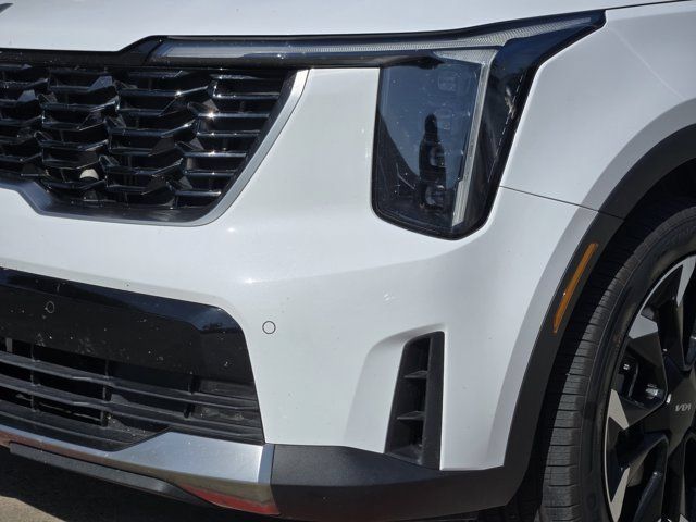 Certified 2025 Kia Sorento EX FWD image 9