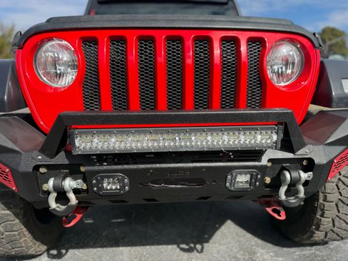 Used 2018 Jeep Wrangler Unlimited Sport S image 7