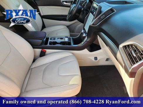 Used 2022 Ford Edge Titanium w/ Equipment Group 301A AWD/4WD image 10