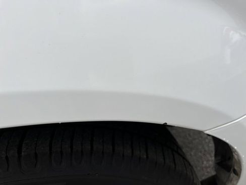 Used 2018 Dodge Grand Caravan SXT image 11