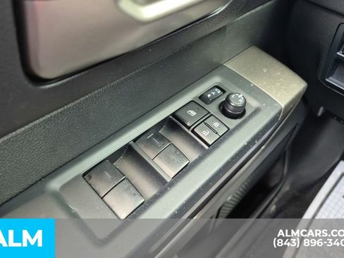 Used 2025 Toyota Sequoia SR5 AWD/4WD image 34