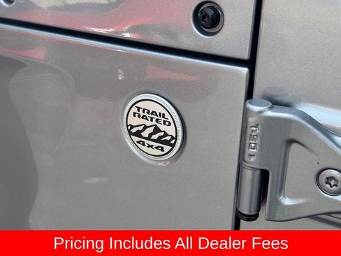 Used 2020 Jeep Wrangler Sport AWD/4WD image 14
