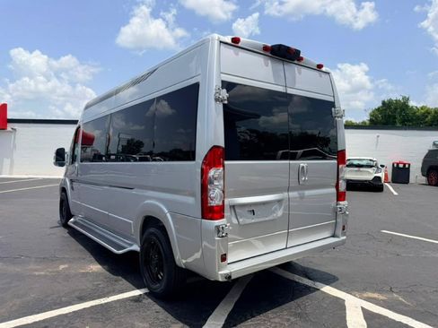Used 2023 RAM ProMaster 2500 w/ Premium Convenience Group (B) FWD image 5