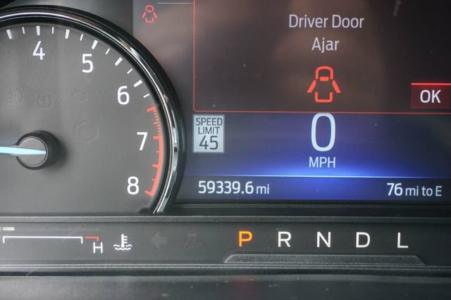 Used 2022 Ford Explorer XLT w/ Equipment Group 202A AWD/4WD image 23