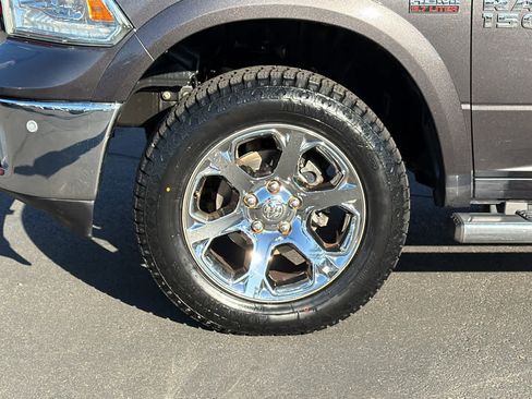 Used 2016 RAM 1500 Laramie w/ Convenience Group image 9