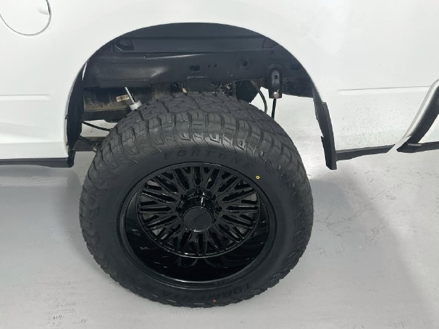 Used 2024 RAM 2500 Laramie w/ Safety Group AWD/4WD image 30