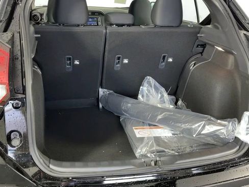 New 2025 Nissan Kicks Play S image 30