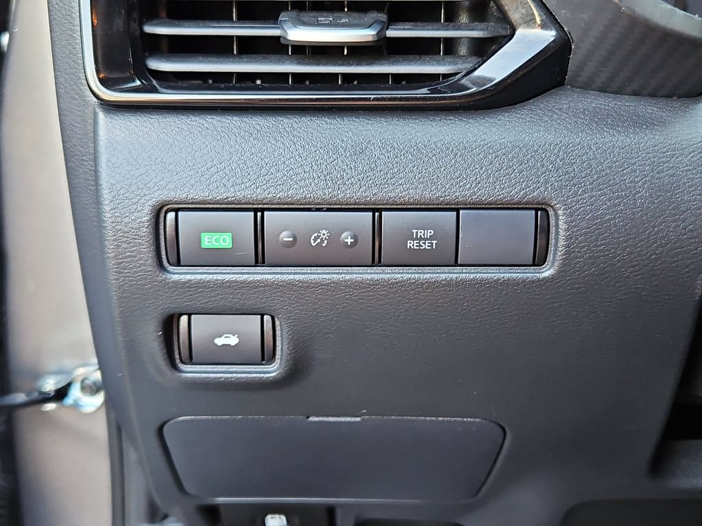 Used 2024 Nissan Sentra SV w/ Lighting Package FWD image 14