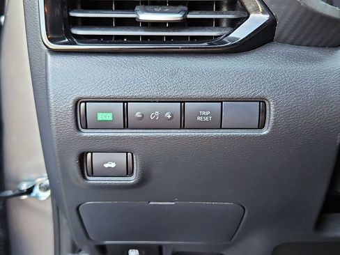 Used 2024 Nissan Sentra SV w/ Lighting Package FWD image 14