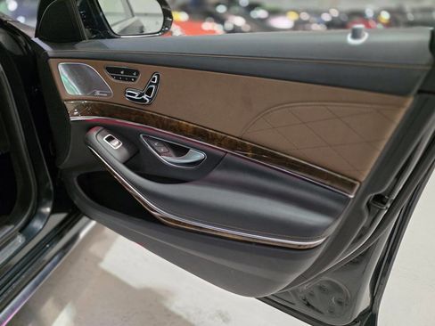 Used 2014 Mercedes-Benz S 63 AMG 4MATIC Sedan w/ Rear Seat Package image 31