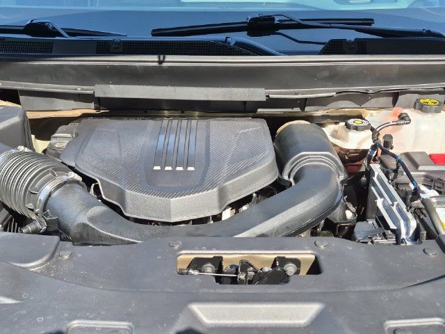 Used 2024 GMC Acadia AT4 AWD/4WD image 25