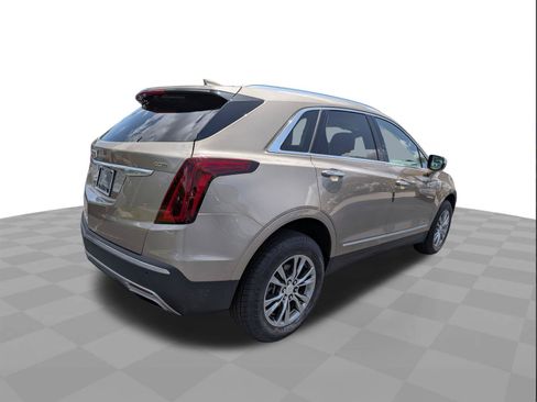 Certified 2023 Cadillac XT5 Premium Luxury FWD image 4