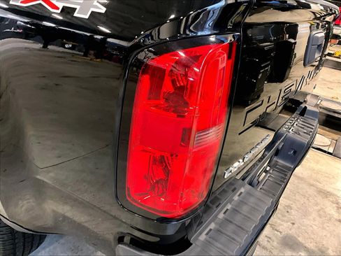 Used 2021 Chevrolet Colorado LT w/ LT Convenience Package image 35